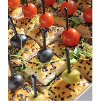 Канапе "Слоёное"