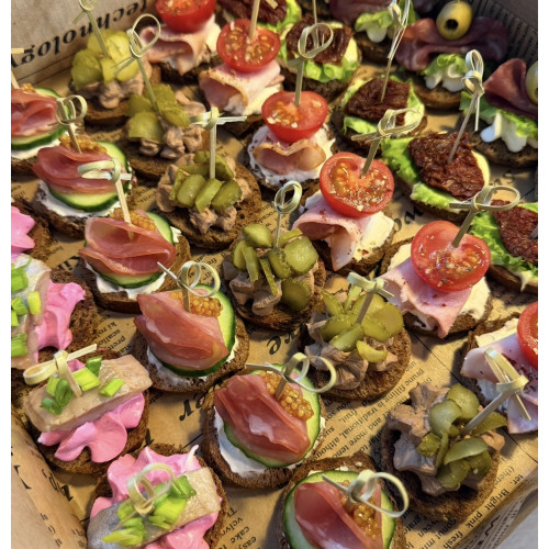 Канапе «Под крепкое» Канапе «Под крепкое»