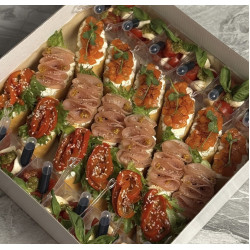 Бокс «Ассорти закусок» 30шт Бокс «Ассорти закусок» 30шт